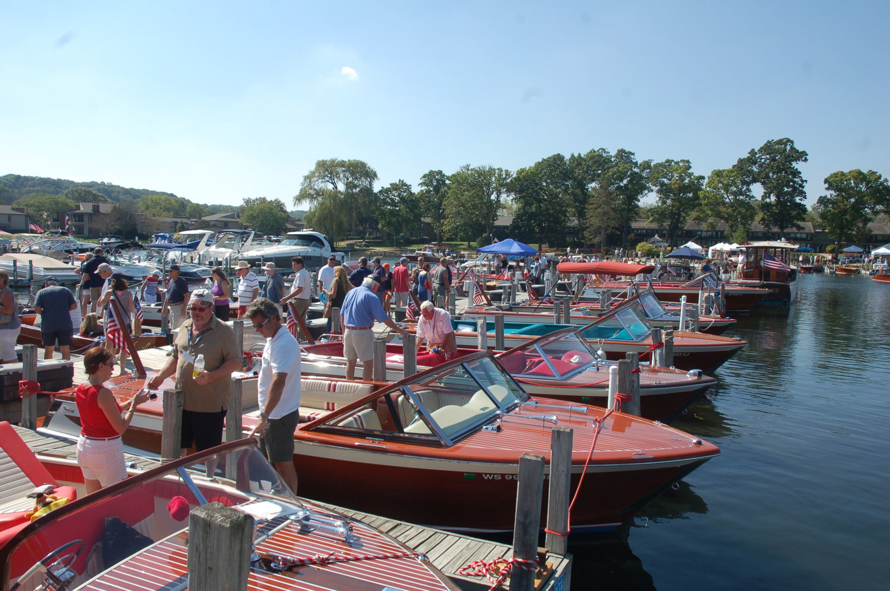 Antique boat show